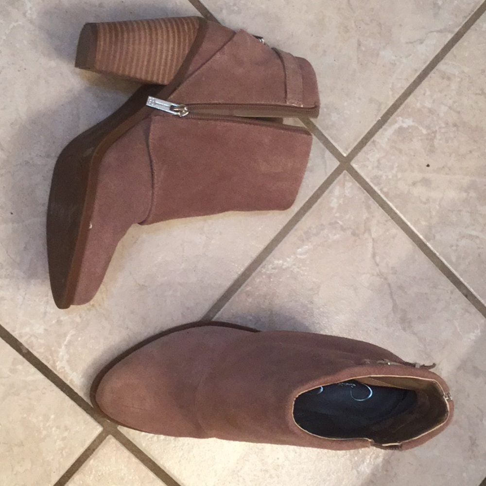 Jessica Simpson ankle boots